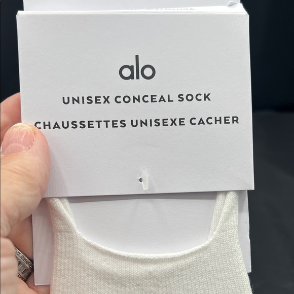 ALO Yoga White Unisex Conceal No-Show Sock - Picture 3 of 5